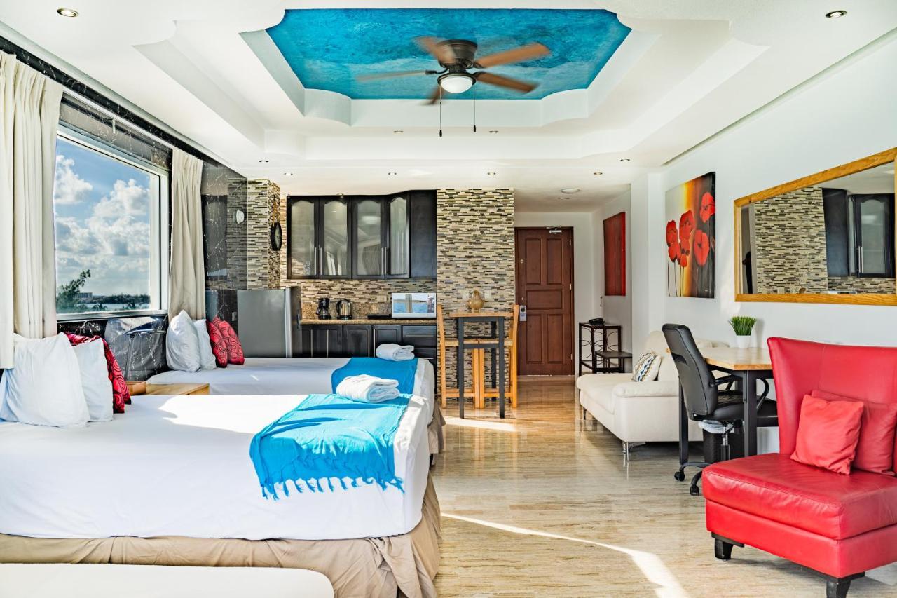 Paradise Beachfront & Nightlife Heart Cancún Exteriör bild