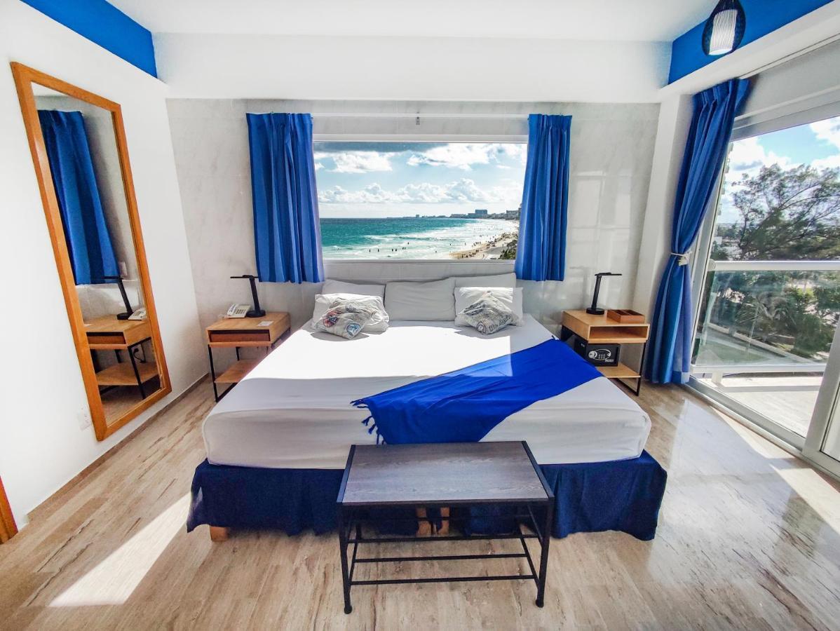 Paradise Beachfront & Nightlife Heart Cancún Exteriör bild