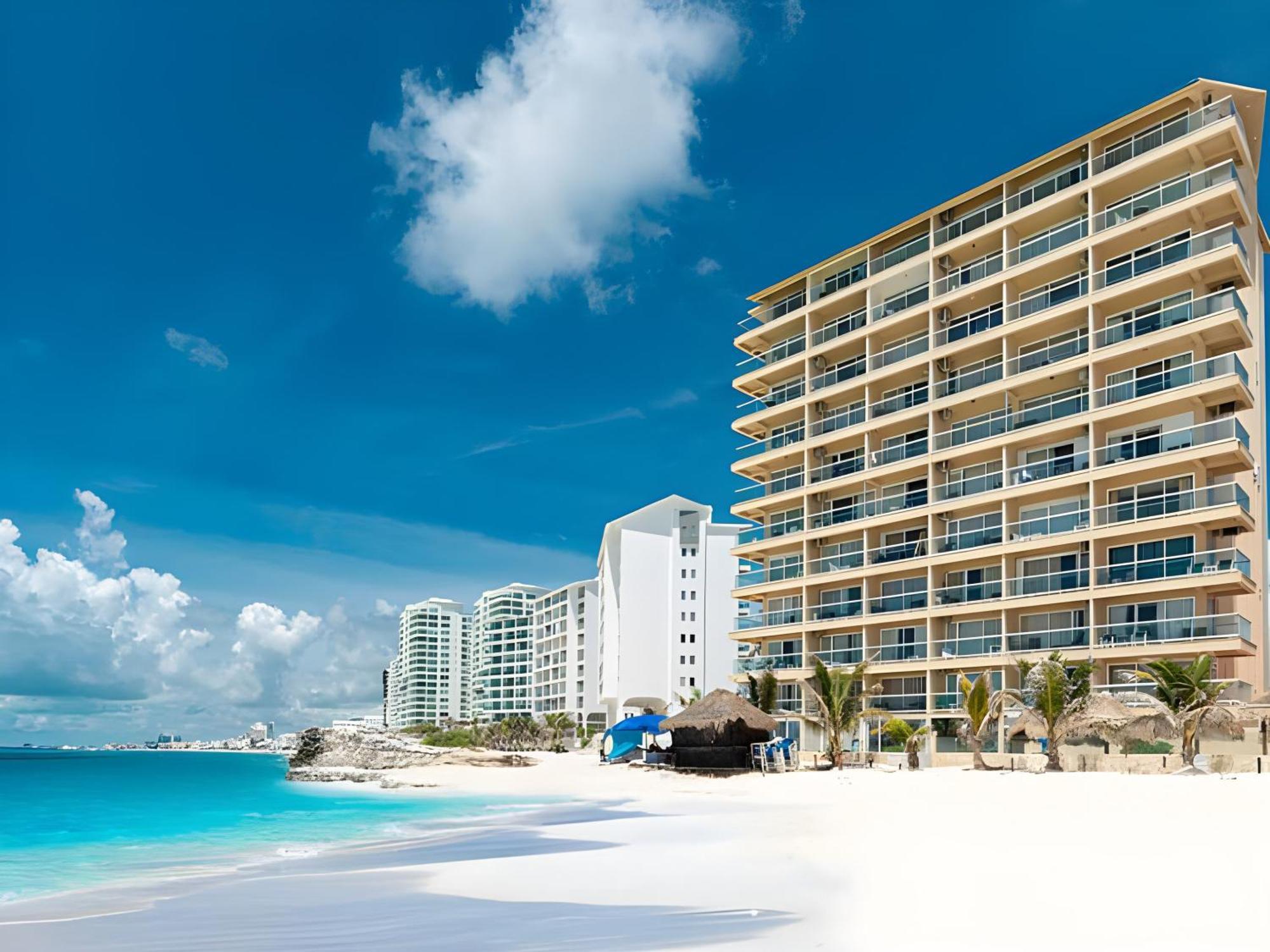 Paradise Beachfront & Nightlife Heart Cancún Exteriör bild
